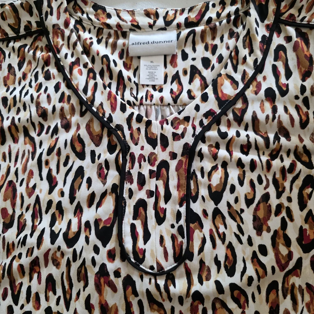 Alfred Dunner Women's Leopard Print Blouse - Picture 8 of 8